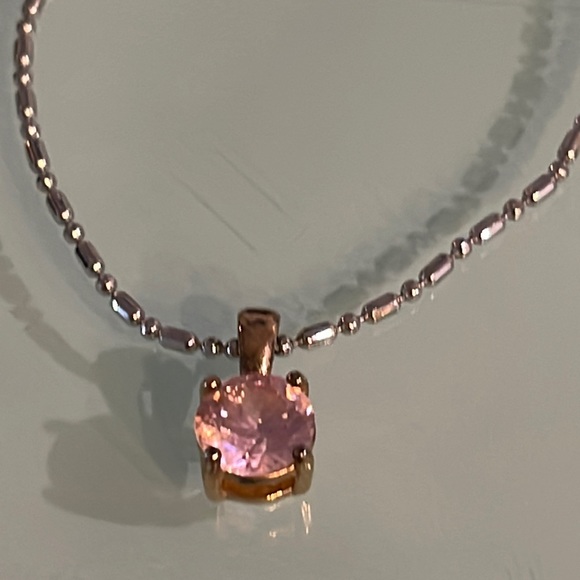 Tiny little Crystal Pendant - Picture 3 of 4